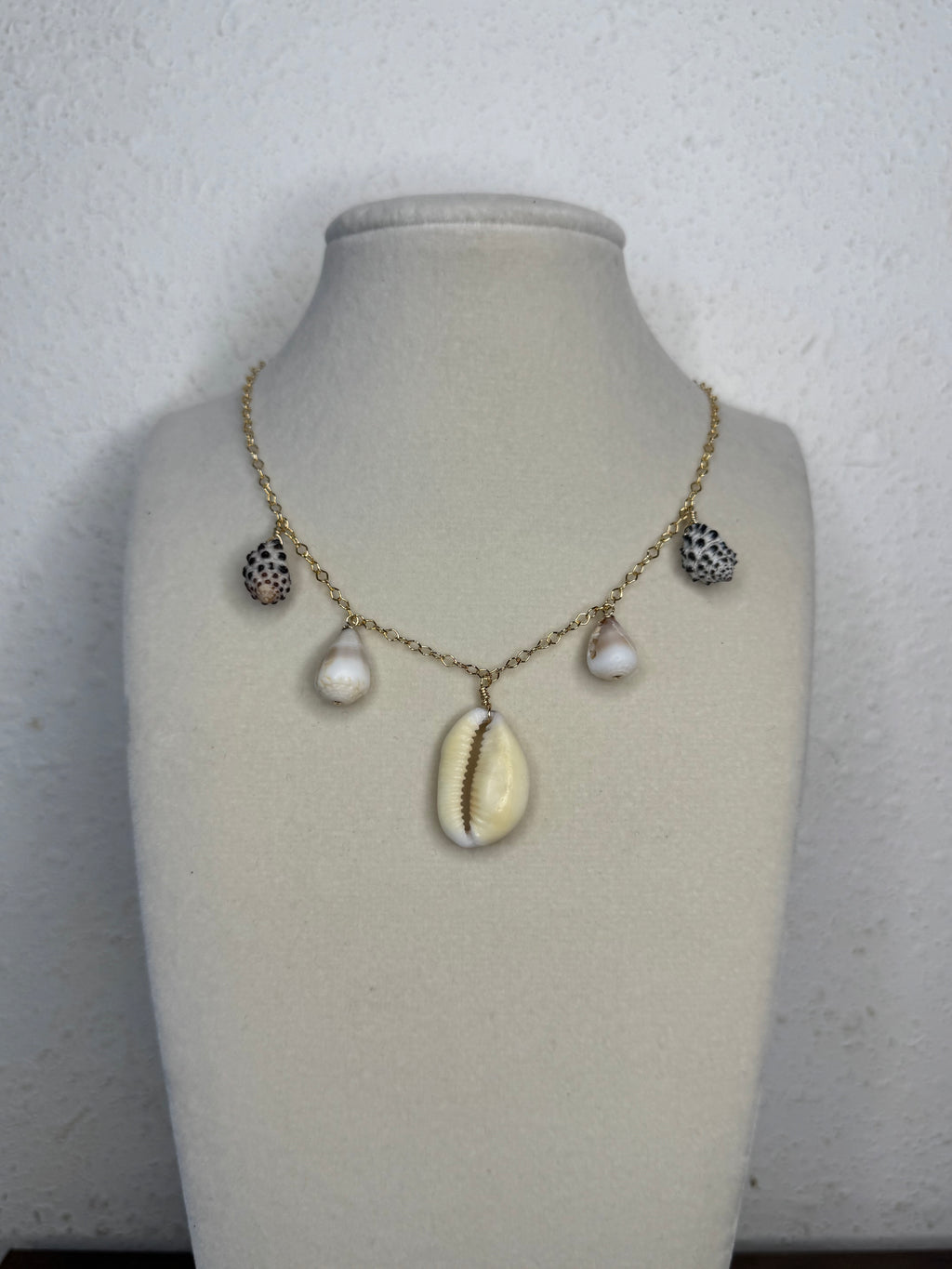 Shell Stack Necklace