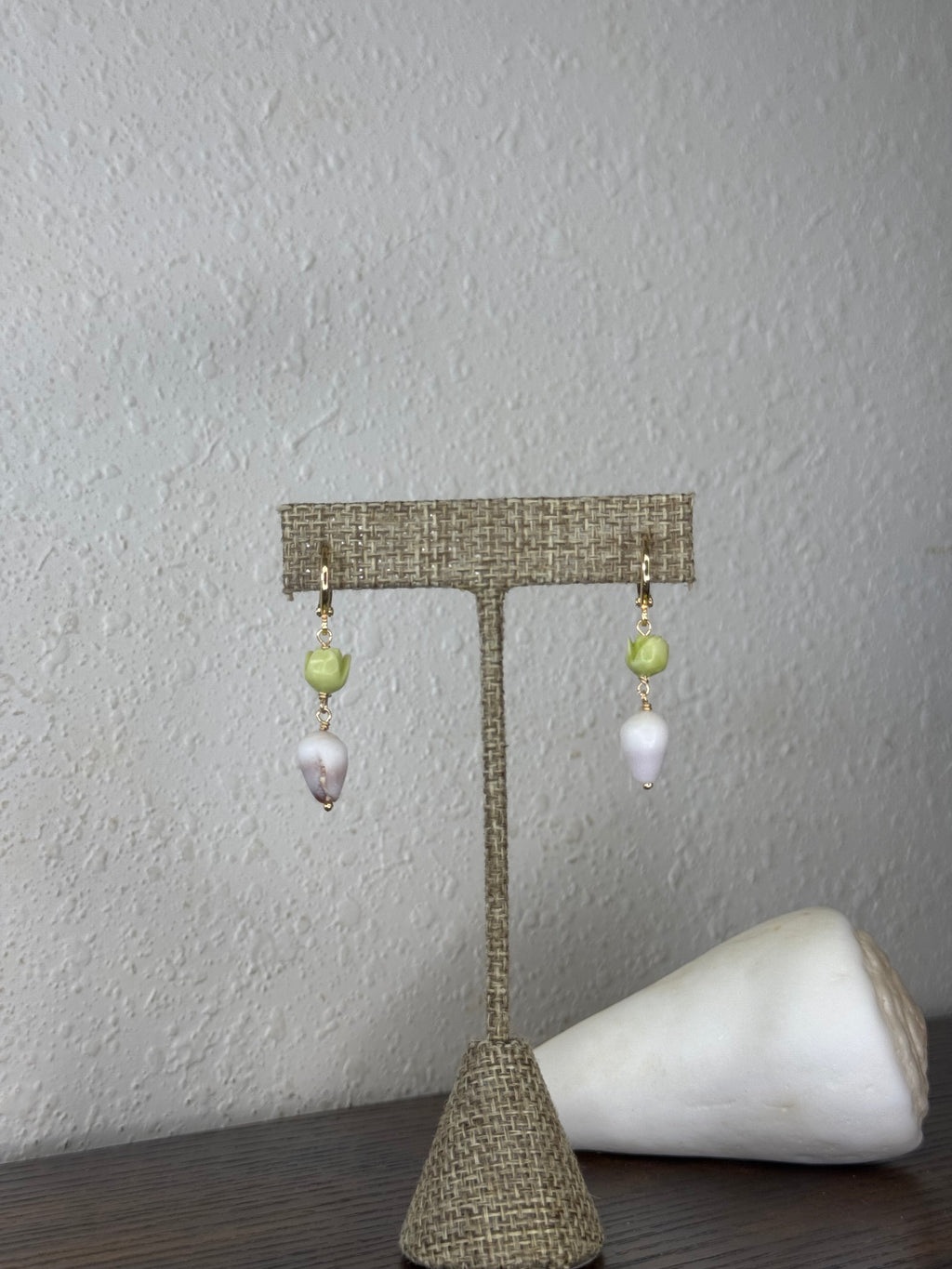 Shell & Pua Earrings
