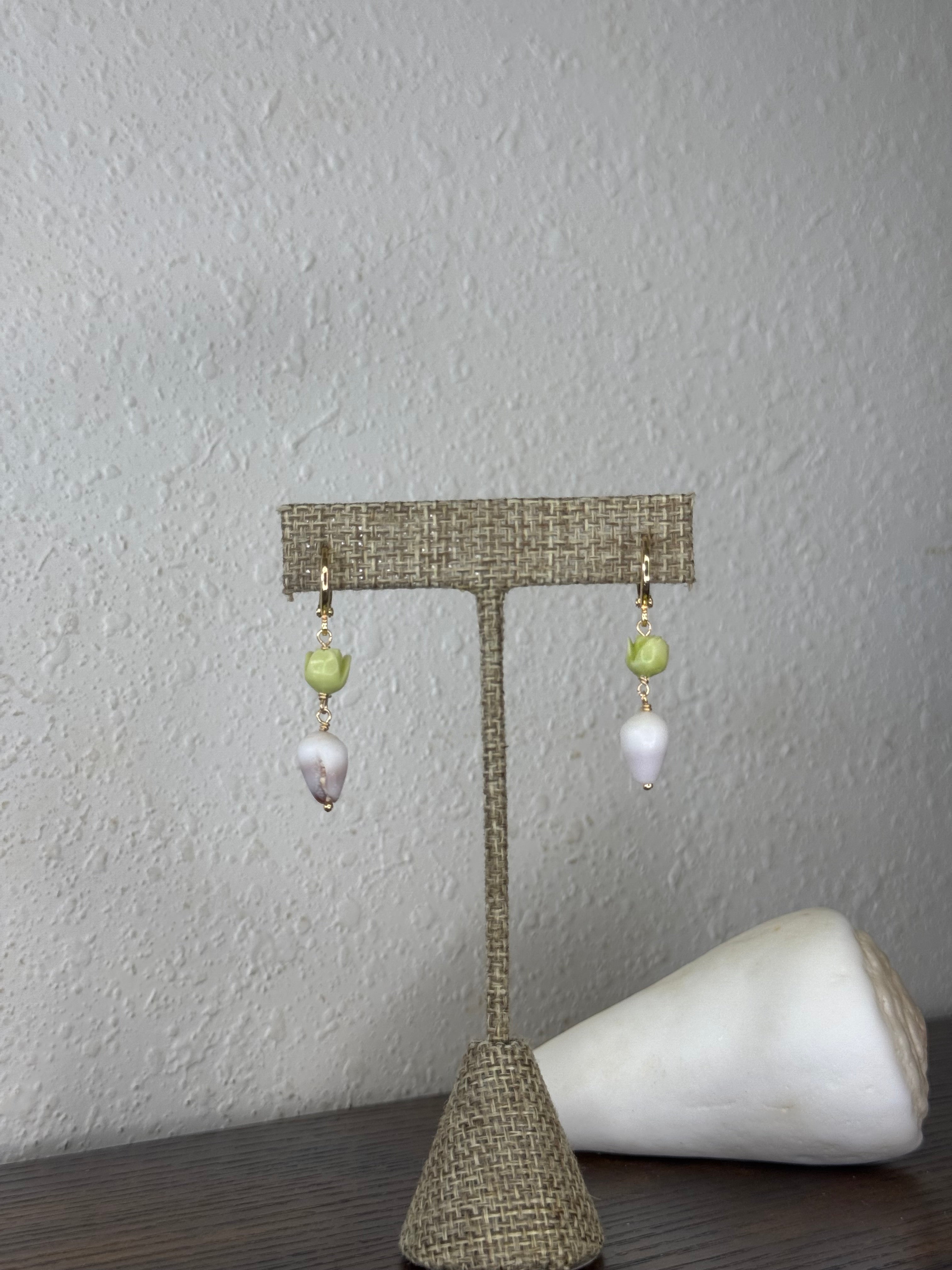 Shell & Pua Earrings