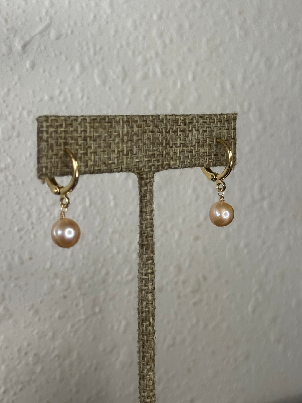 ‘Akala Pearl Huggies