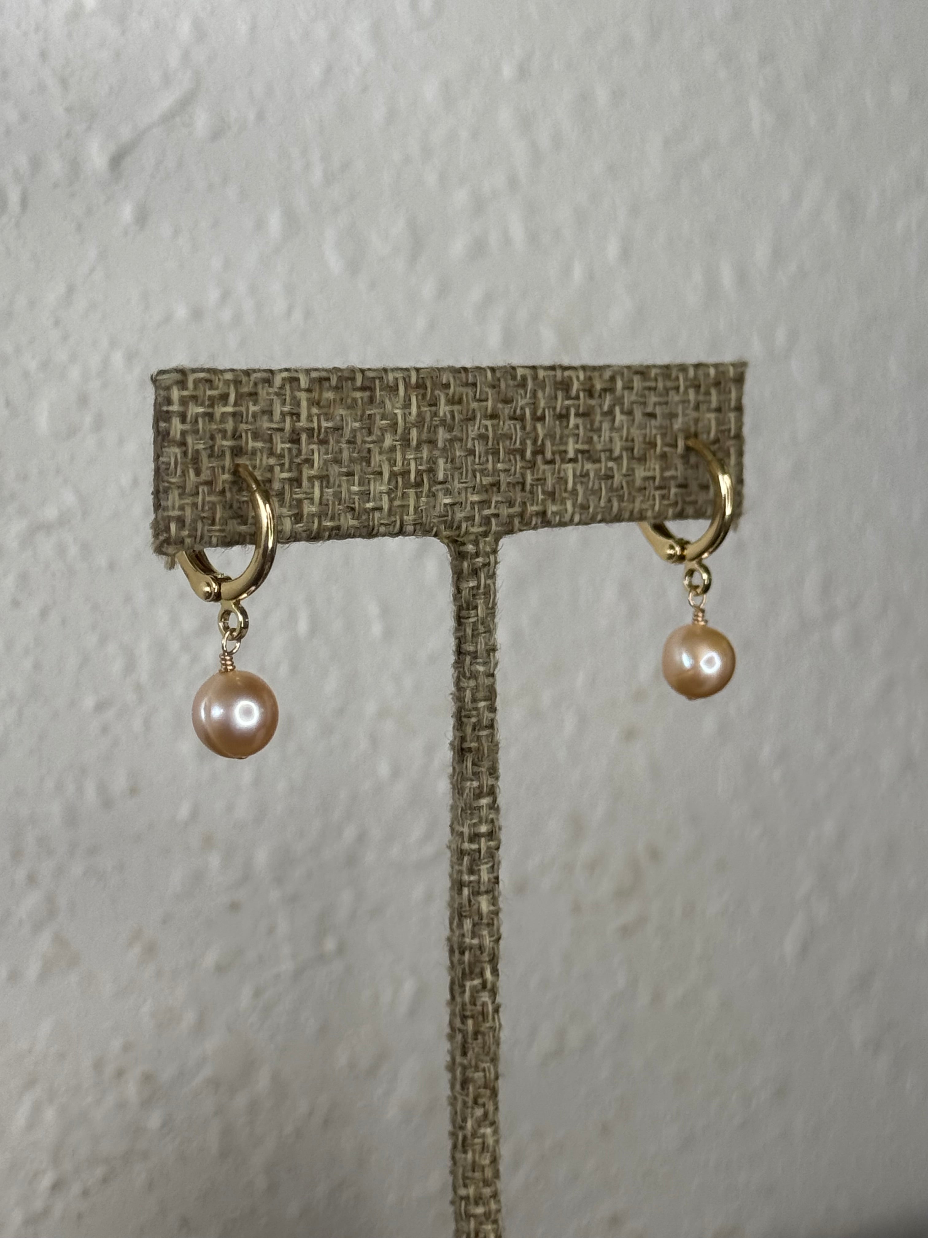 ‘Akala Pearl Huggies