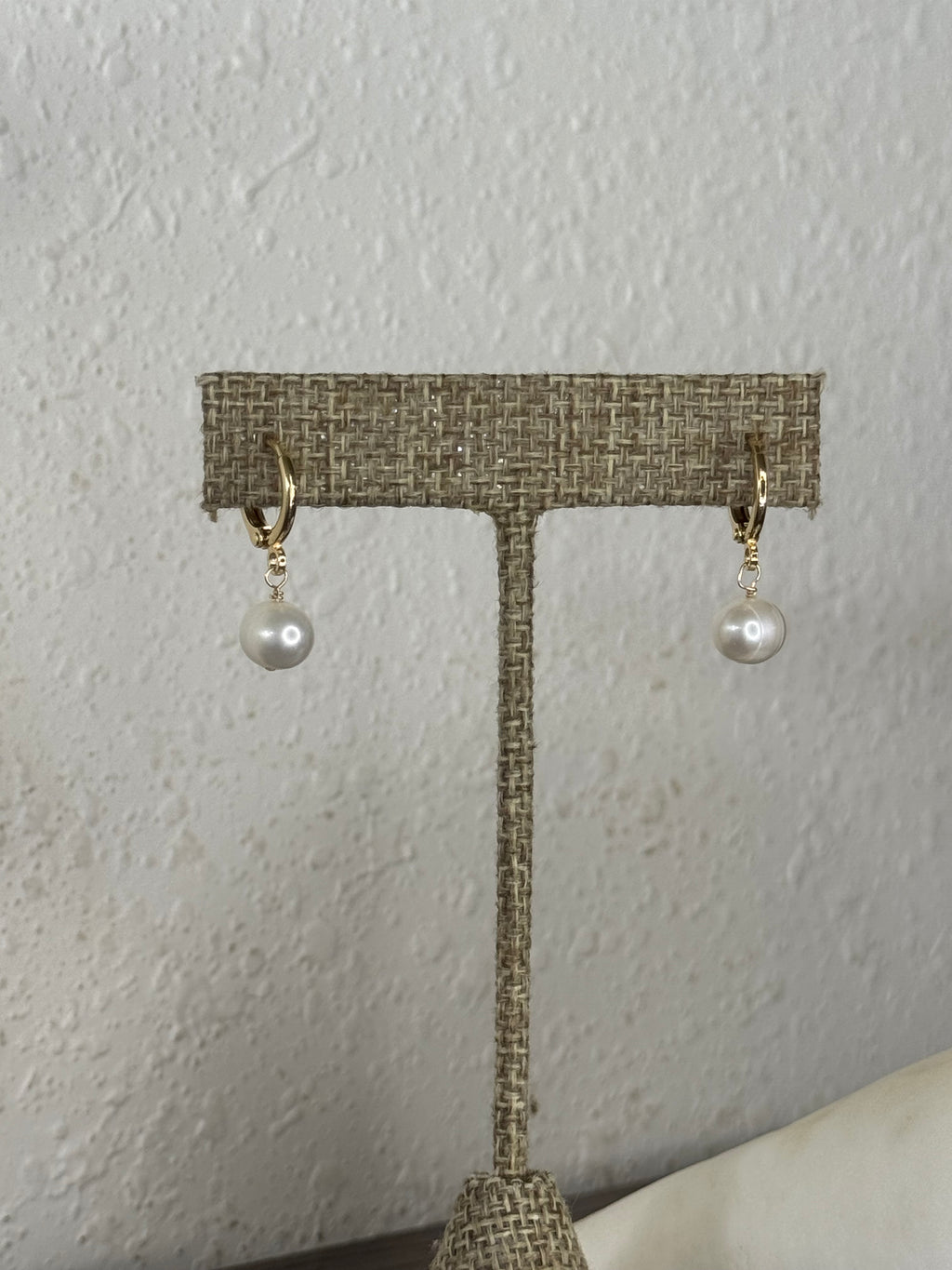 Ke‘oke‘o Pearl Huggies