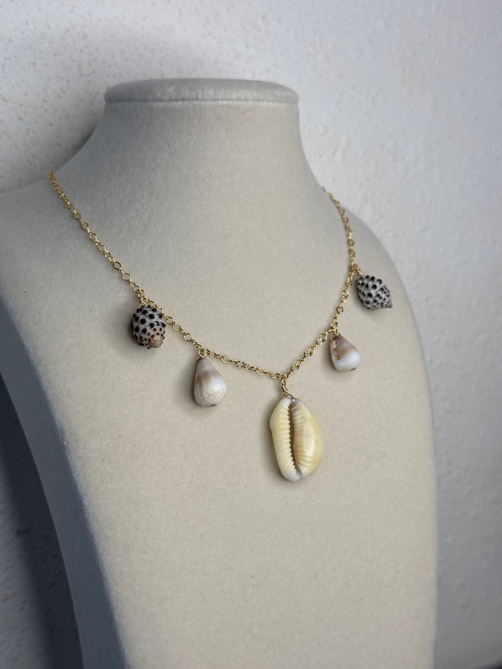 Shell Stack Necklace