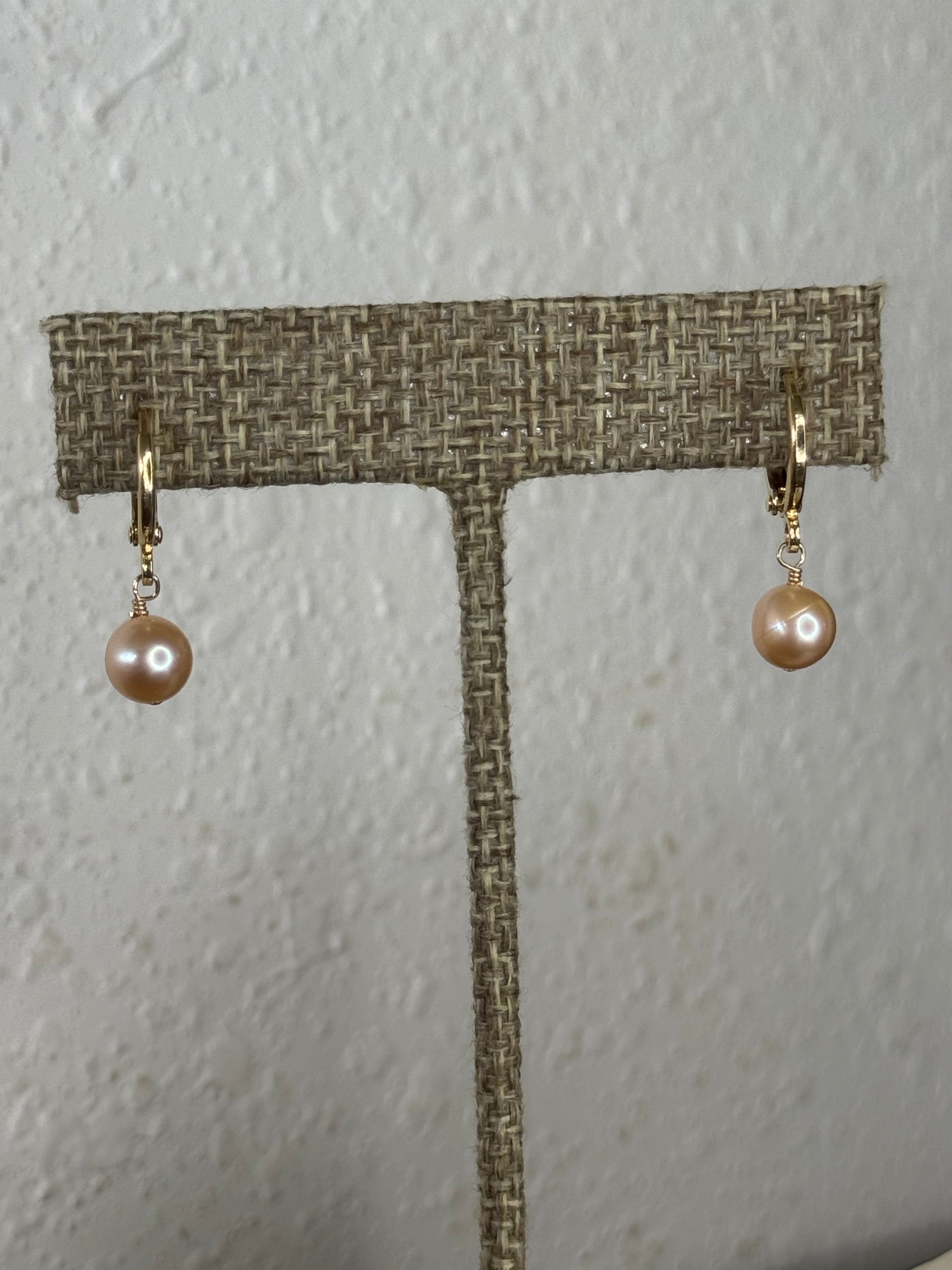 ‘Akala Pearl Huggies