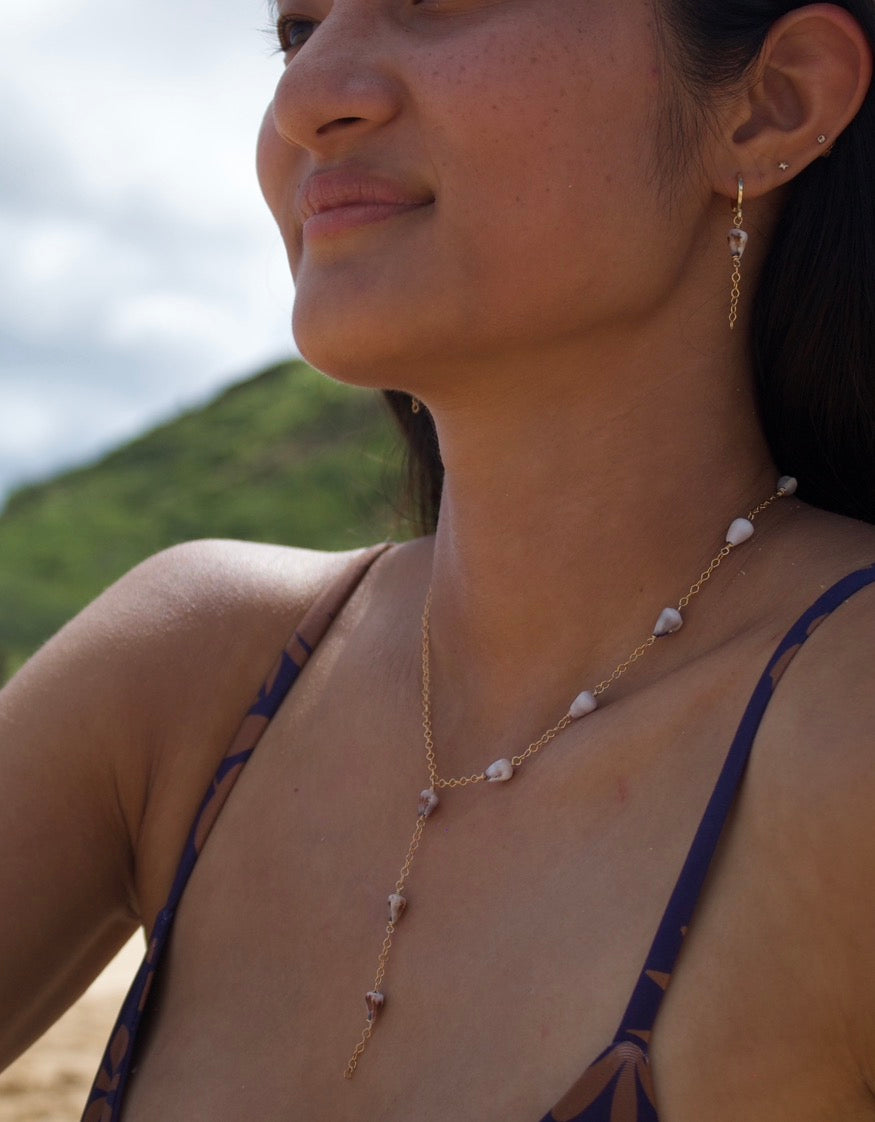 Dripped Shell Necklace